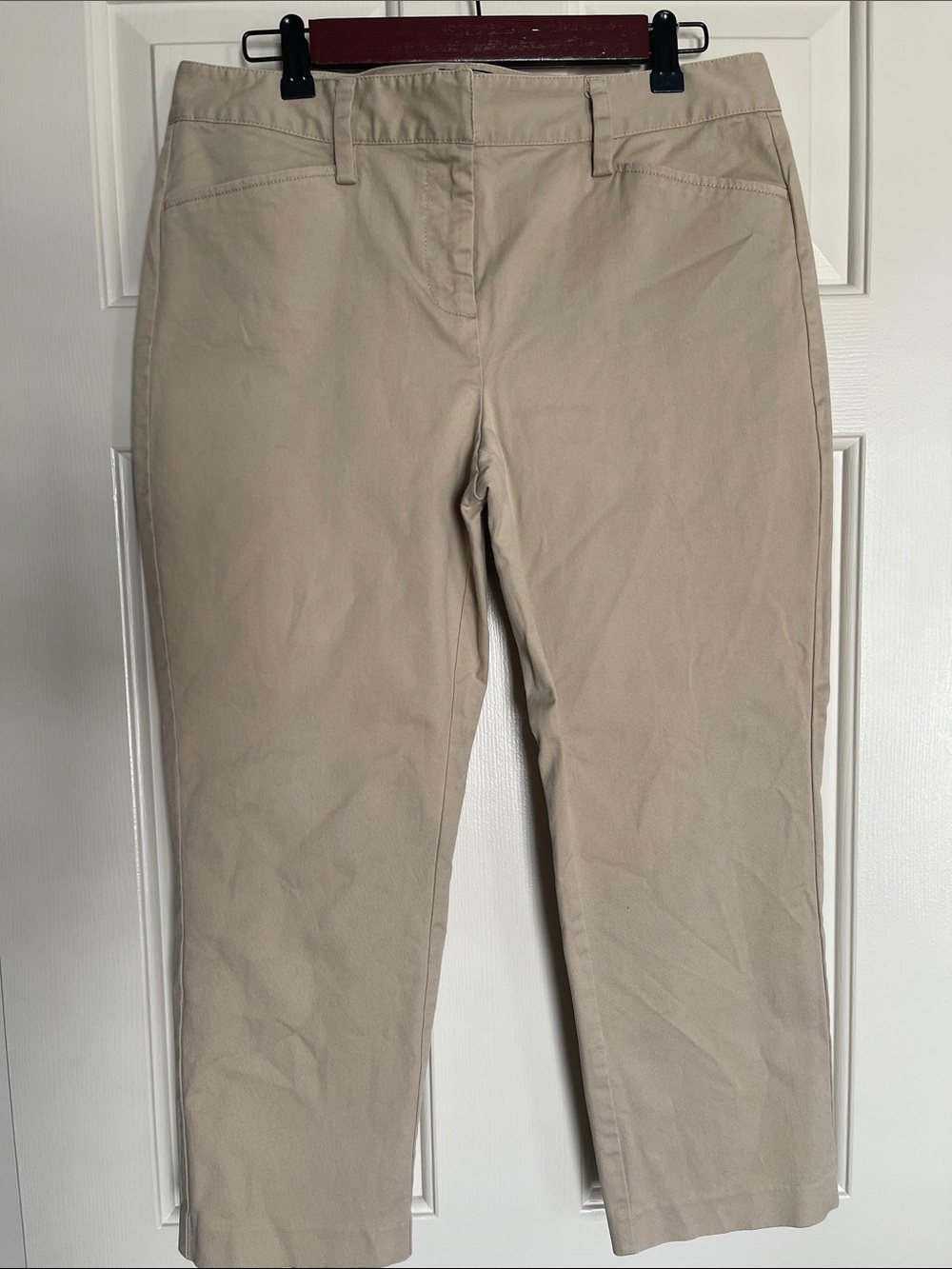 Land’s End Mid Rise Slim Leg Khaki Pants Size 8Petite